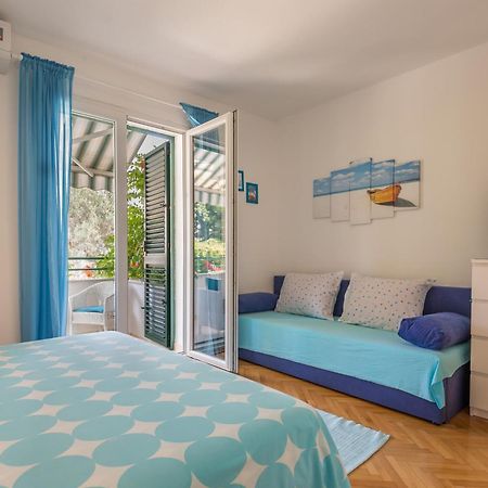Apartmani Marko Tucepi Luaran gambar